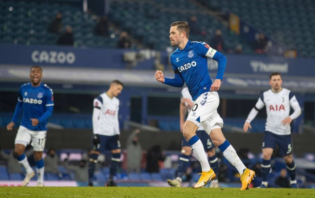 球员来平衡 球员来平衡